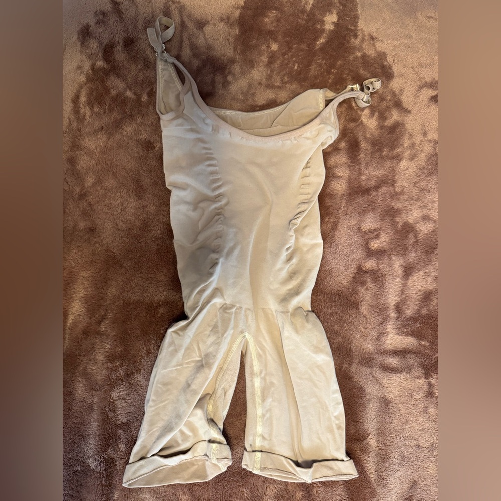 SKIMS Cream Shapewear Bodysuit
